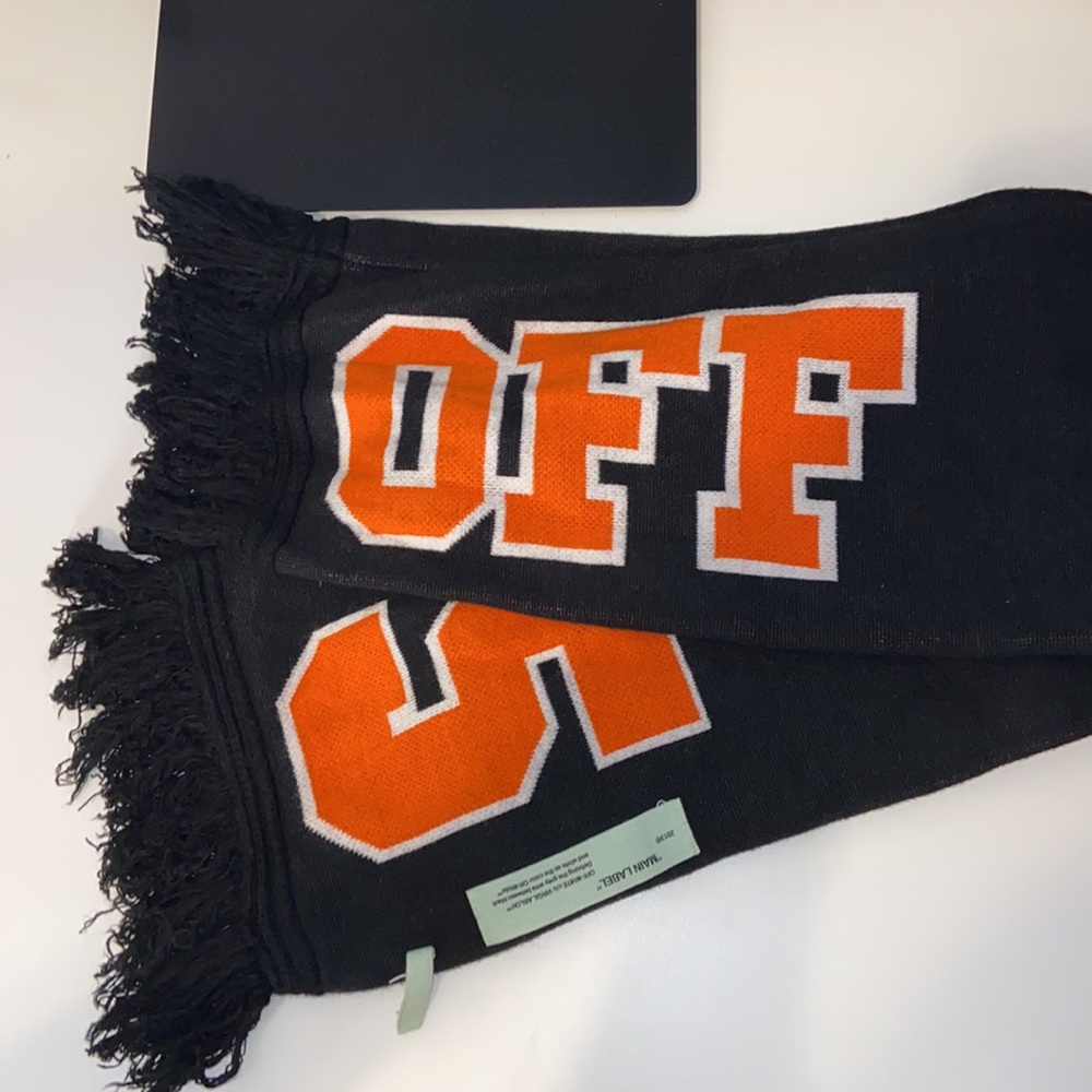 COPY - “OFF-WHITE” scarf Men